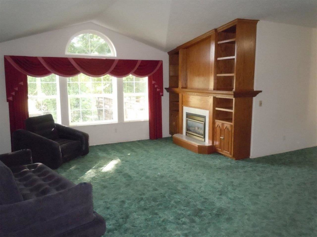 2124 East Golden Road Spokane, WA 99208 - Photo 2 of 20