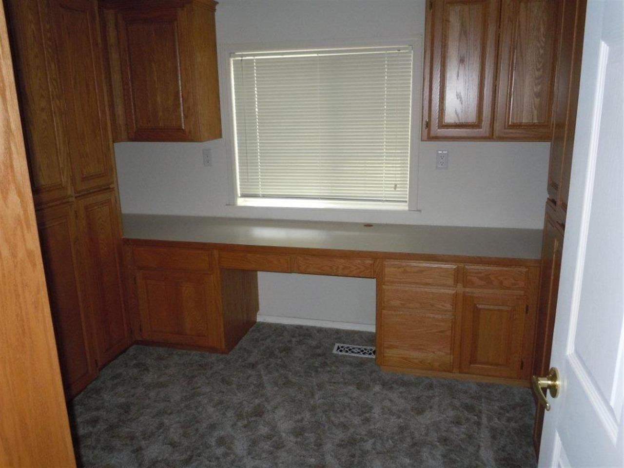 2124 East Golden Road Spokane, WA 99208 - Photo 7 of 20