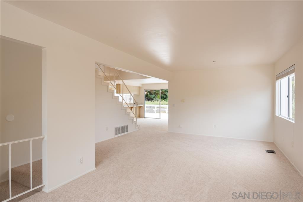 2019 Cordero Road Del Mar, CA 92014 - Photo 5 of 25