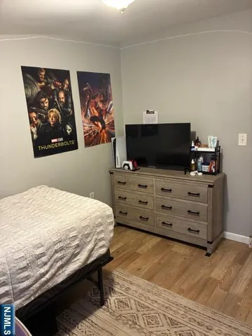 $2,600 | 433 Holly Avenue, Unit 2, Paramus, NJ 07652