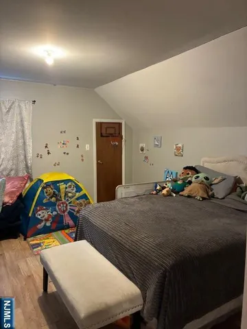 $2,600 | 433 Holly Avenue, Unit 2, Paramus, NJ 07652