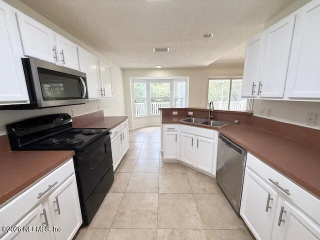 $2,300 | 732 Grand Parke Drive, St. Johns, FL 32259