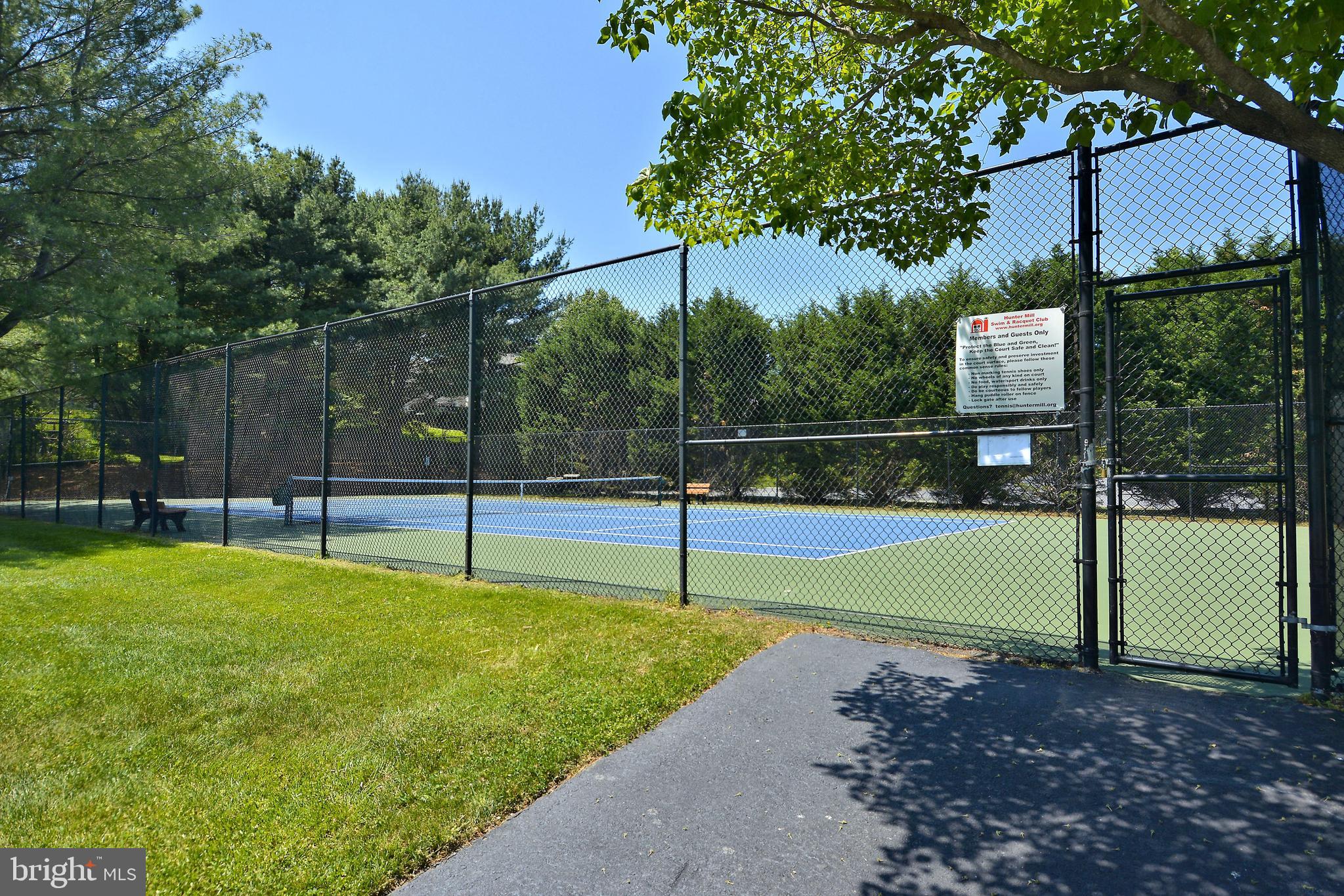 1704 Raleigh Hill Road Vienna, VA 22182 - Photo 40 of 42 Tennis Court