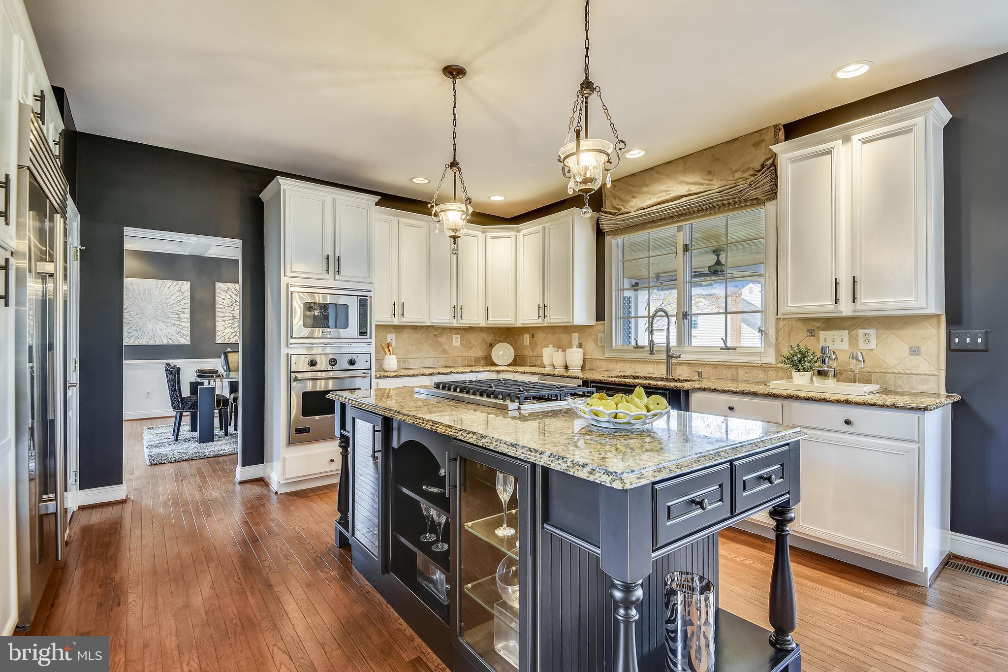 1704 Raleigh Hill Road Vienna, VA 22182 - Photo 6 of 42 Gourmet Kitchen