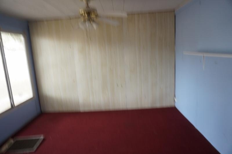 638 Barn Road Bonneau, SC 29431 - Photo 6 of 10 DSC04510 (800x533)