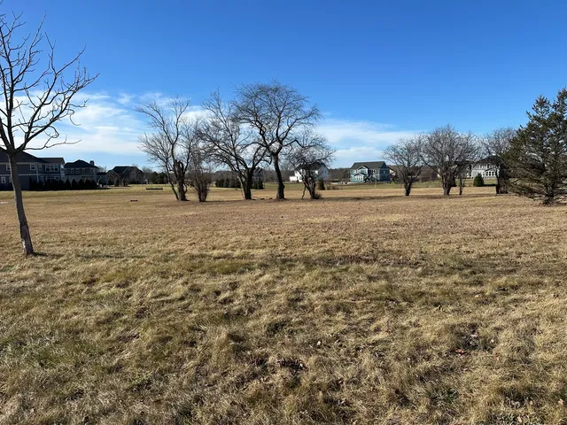 $145,900 | 24659 Blue Aster Lane, Lake Barrington, IL 60010