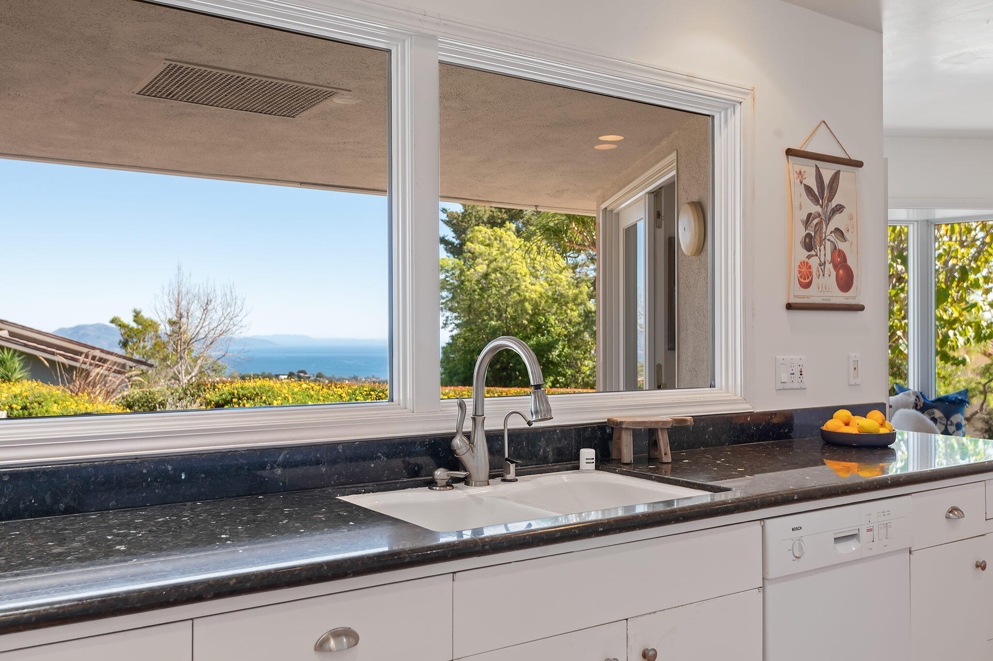 1060 Las Alturas Road Santa Barbara, CA 93103 - Photo 14 of 52 Kitchen views