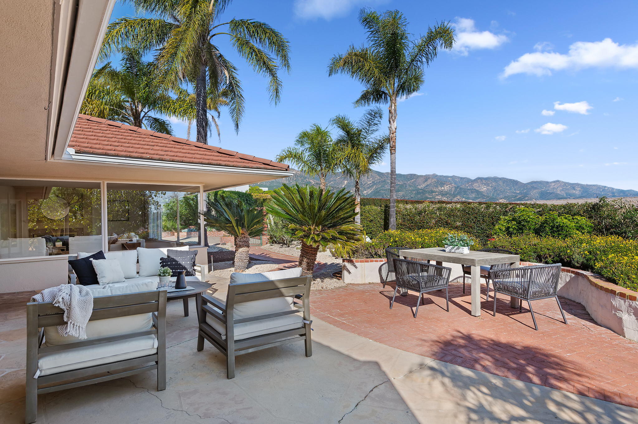 1060 Las Alturas Road Santa Barbara, CA 93103 - Photo 30 of 52 MountainView Patio