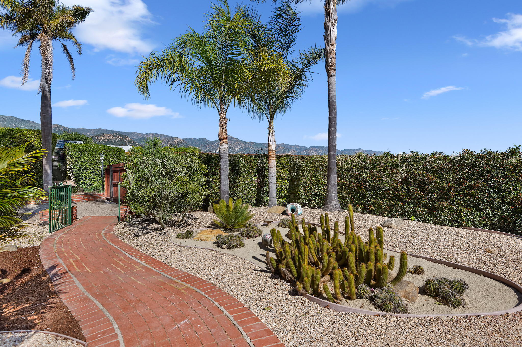 1060 Las Alturas Road Santa Barbara, CA 93103 - Photo 33 of 52 More yard!