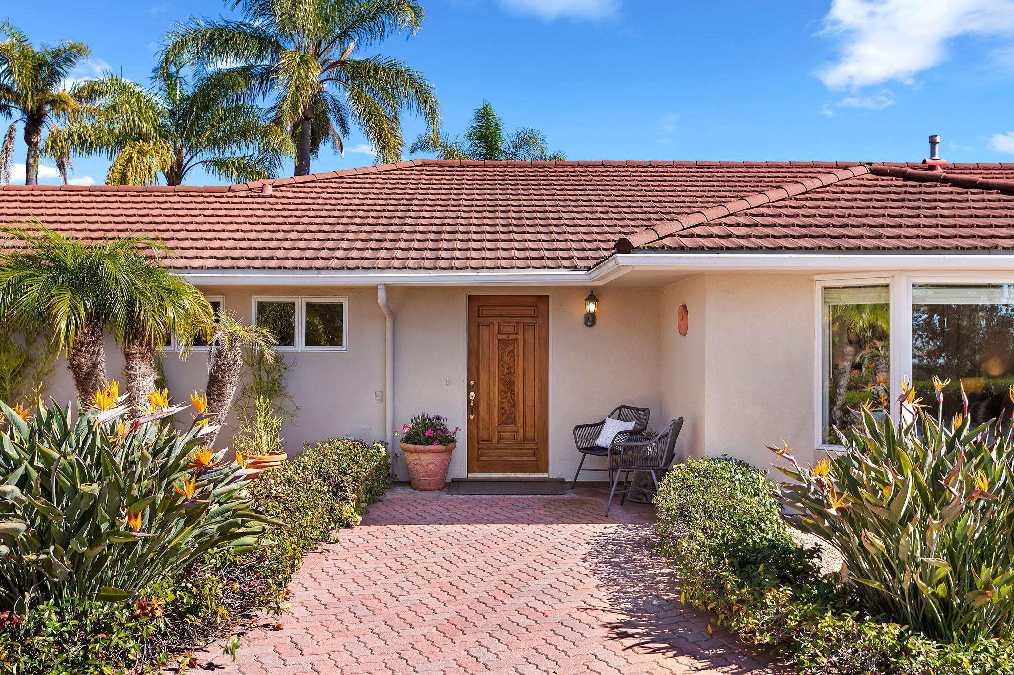 1060 Las Alturas Road Santa Barbara, CA 93103 - Photo 4 of 52 Front Door