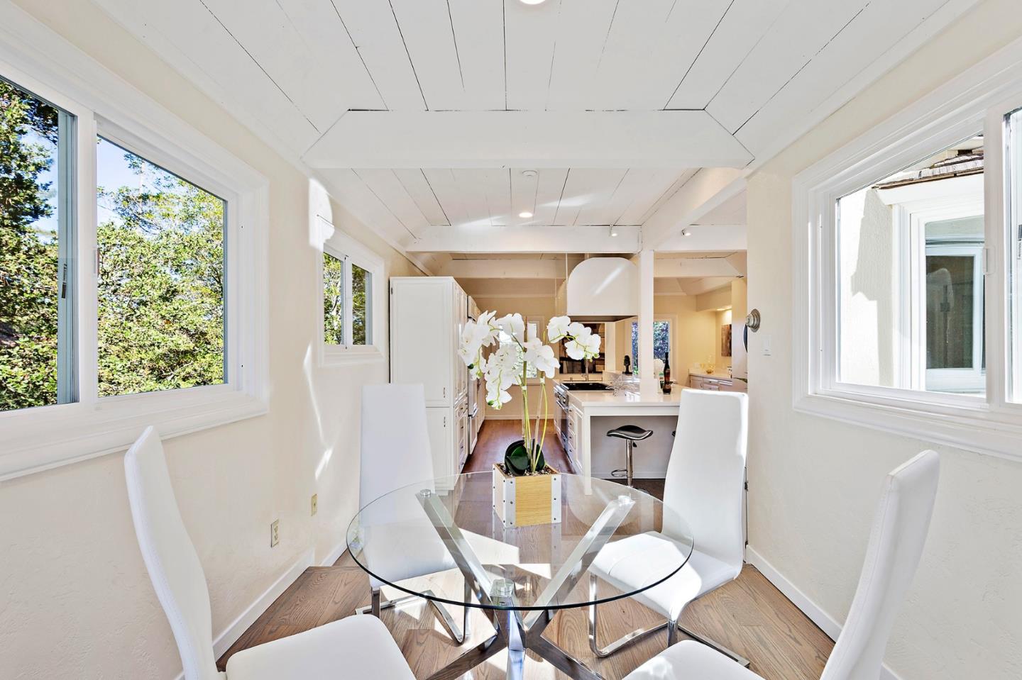 1035 Lancaster Road Hillsborough, CA 94010 - Photo 27 of 50 Gallery Image 27
