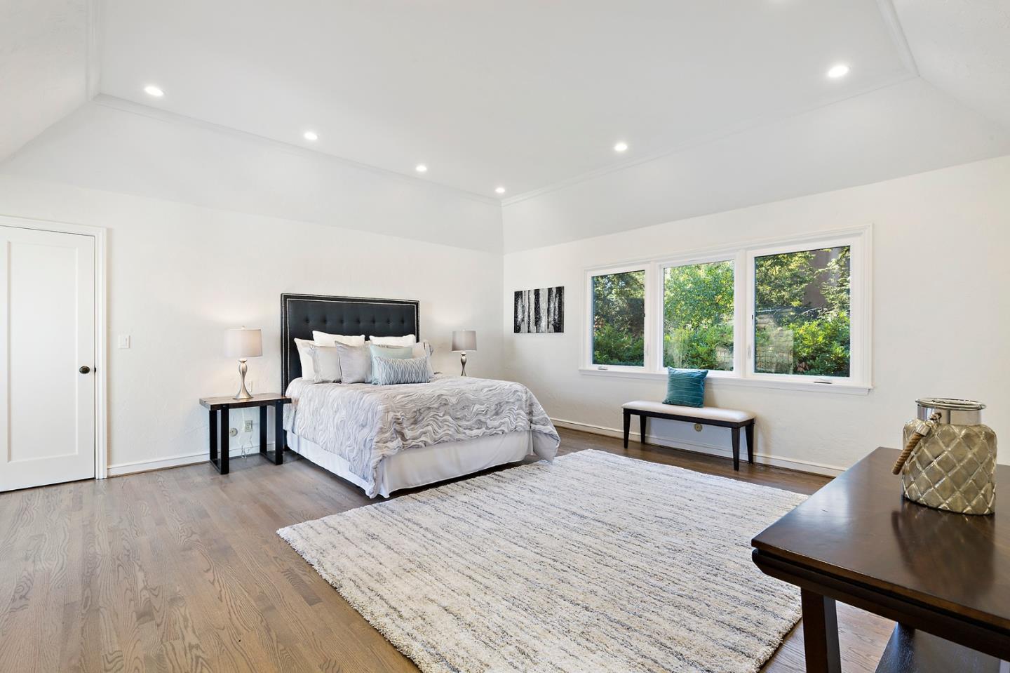 1035 Lancaster Road Hillsborough, CA 94010 - Photo 44 of 50 Gallery Image 44