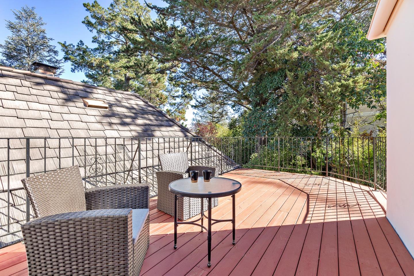 1035 Lancaster Road Hillsborough, CA 94010 - Photo 47 of 50 Gallery Image 47