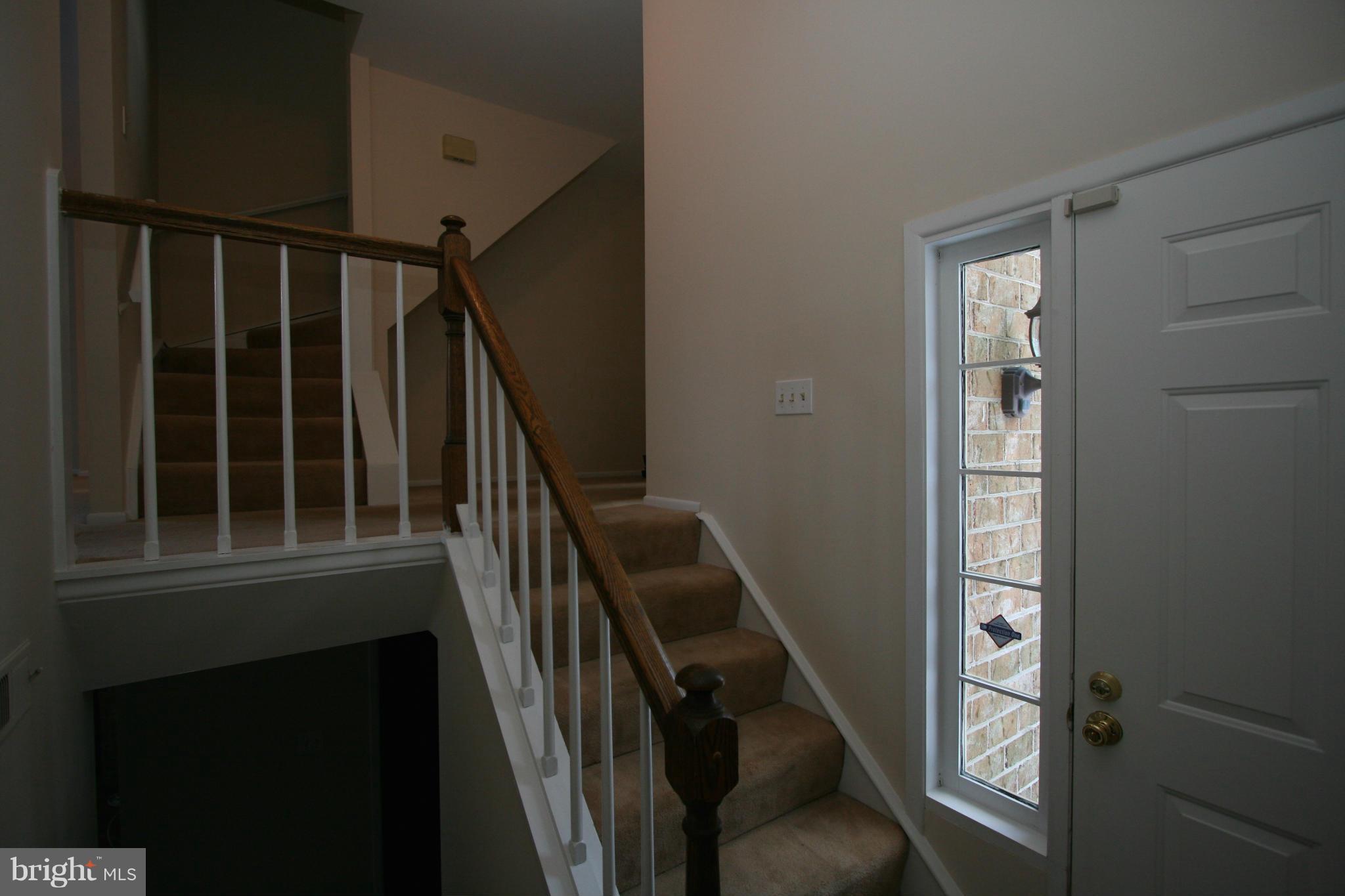 9716 Early Spring Way Columbia, MD 21046 - Photo 2 of 20 Interior (General)