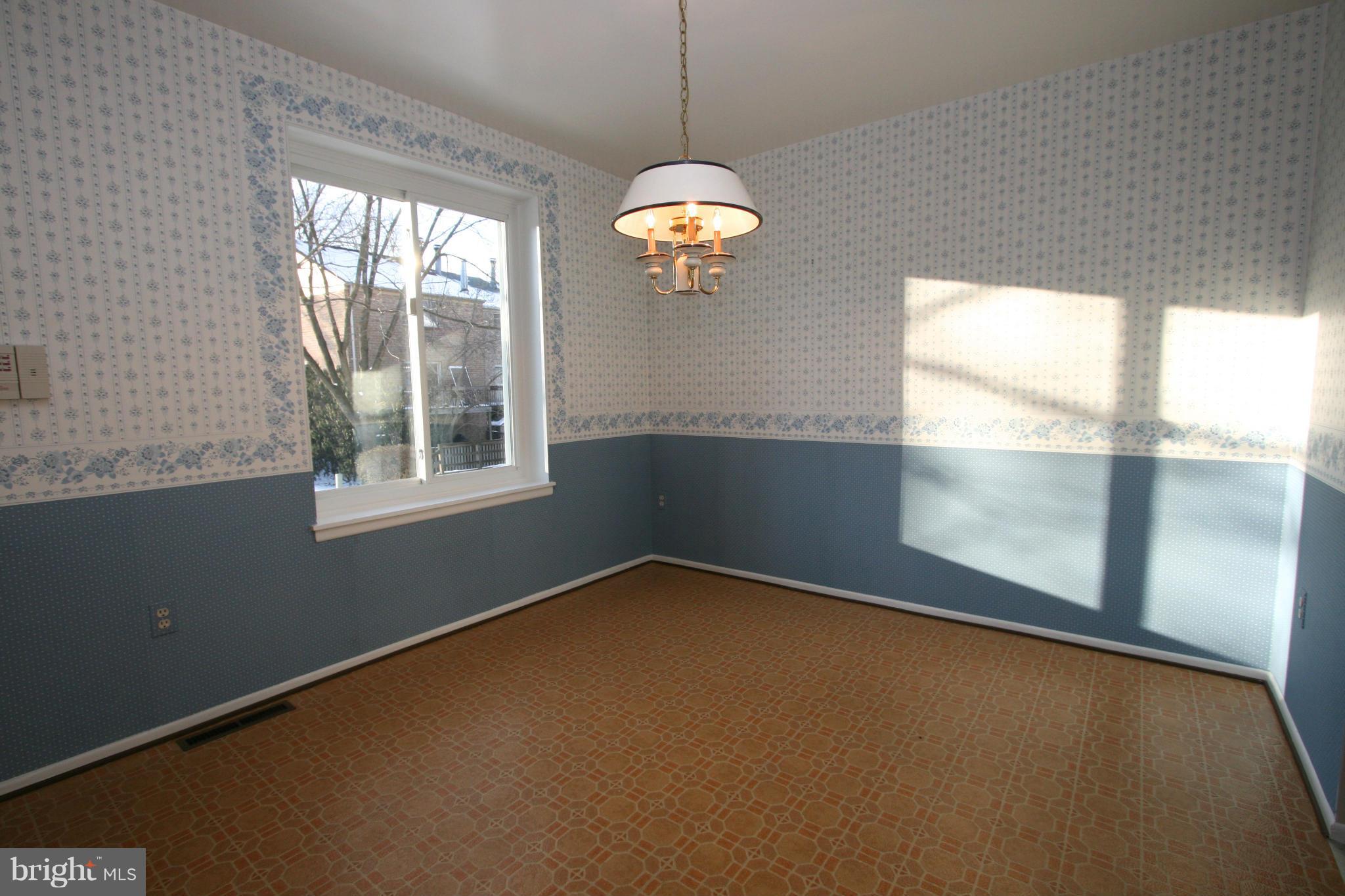 9716 Early Spring Way Columbia, MD 21046 - Photo 3 of 20 Kitchen