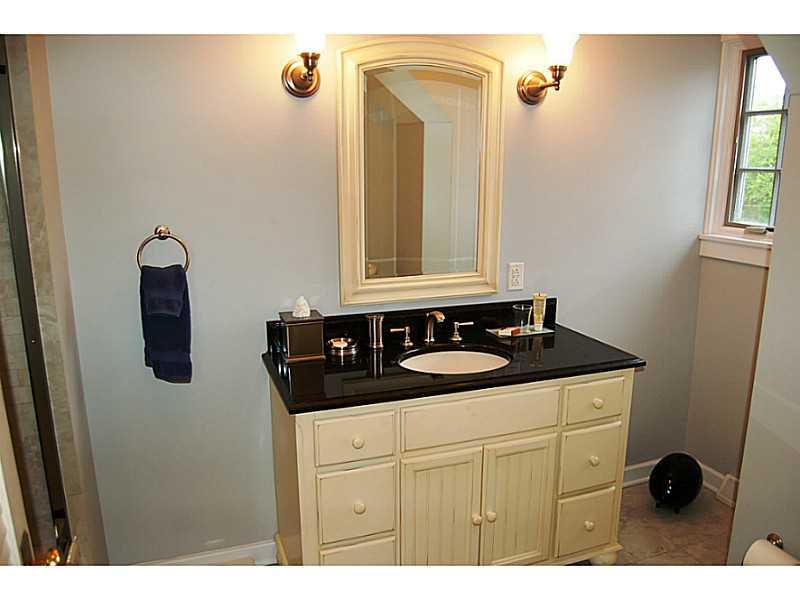 512 Backbone Road Sewickley Heights, PA 15143 - Photo 21 of 25 Full Bath.