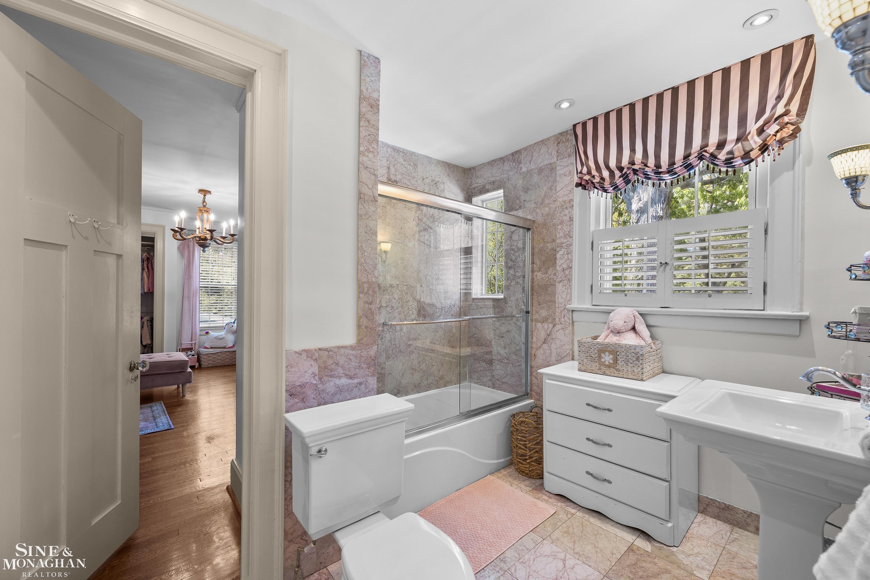 512 Washington Road Grosse Pointe, MI 48230 - Photo 39 of 83