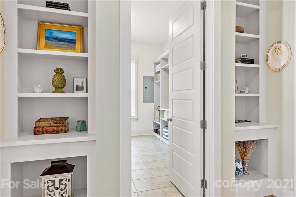2912 Sharon View Road Charlotte, NC 28210 - Photo 16 of 36 Gallery Image 16