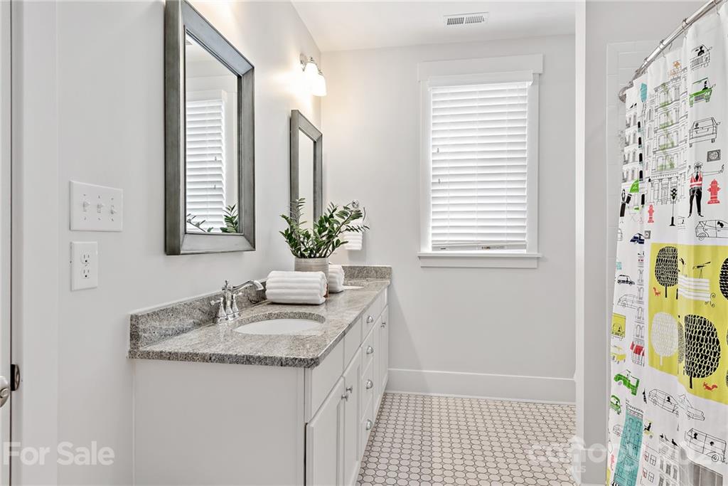 2912 Sharon View Road Charlotte, NC 28210 - Photo 31 of 36 Gallery Image 31