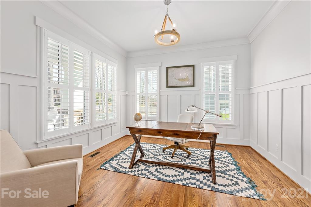 2912 Sharon View Road Charlotte, NC 28210 - Photo 5 of 36 Gallery Image 5