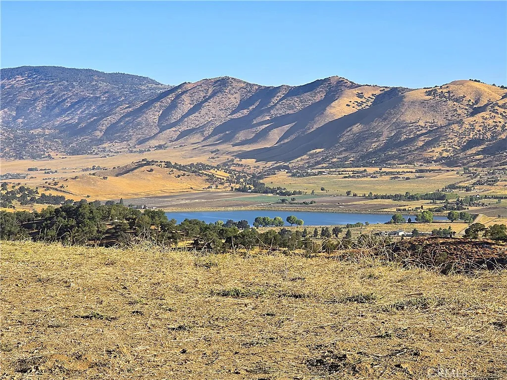 0 Zurich Tehachapi, CA 93561 - Photo 19 of 51 This is actually the view from the downstairs bedroom/studio. Who wouldn't want to come home to that??