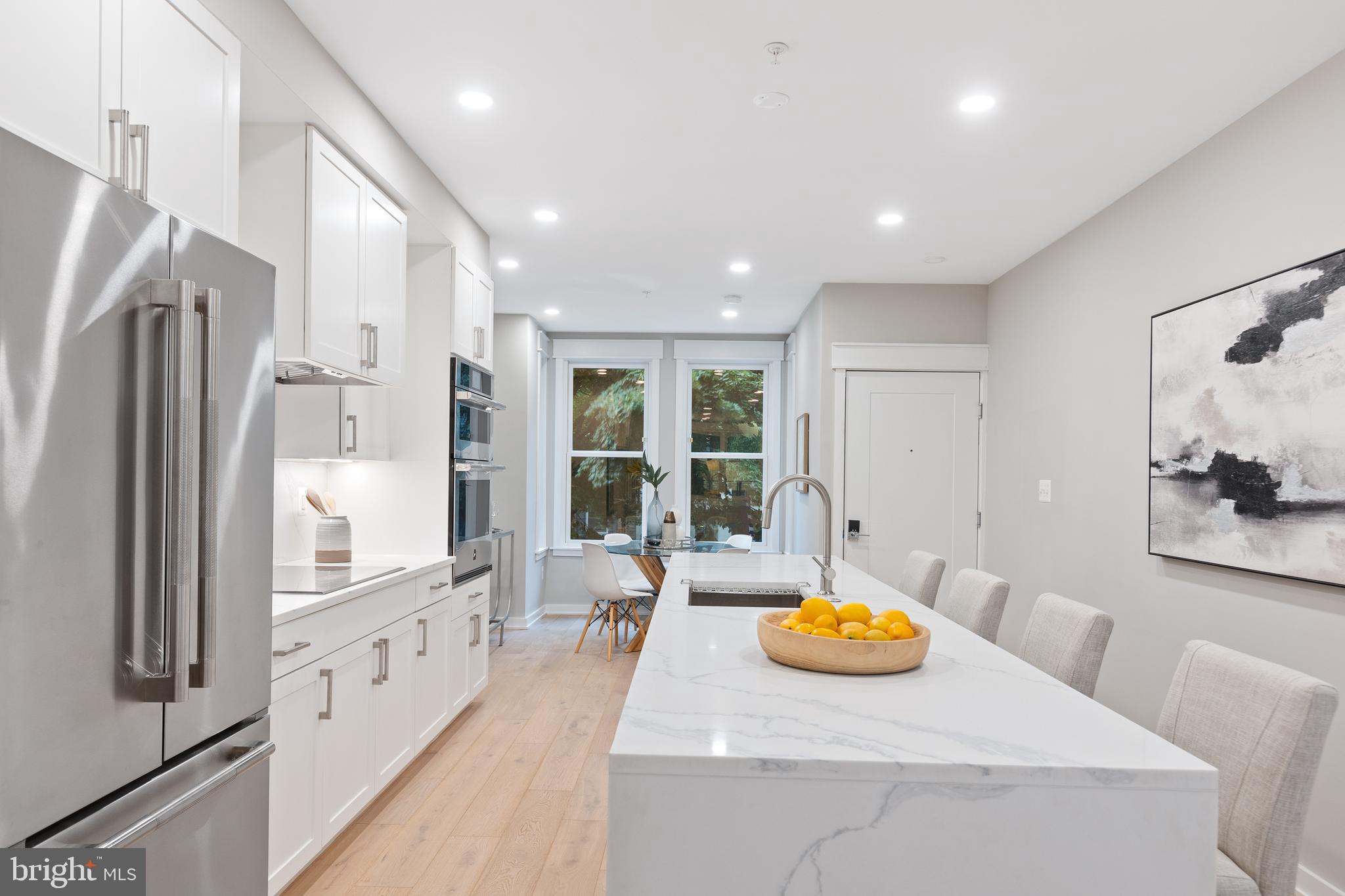 Center Gourmet Kitchen