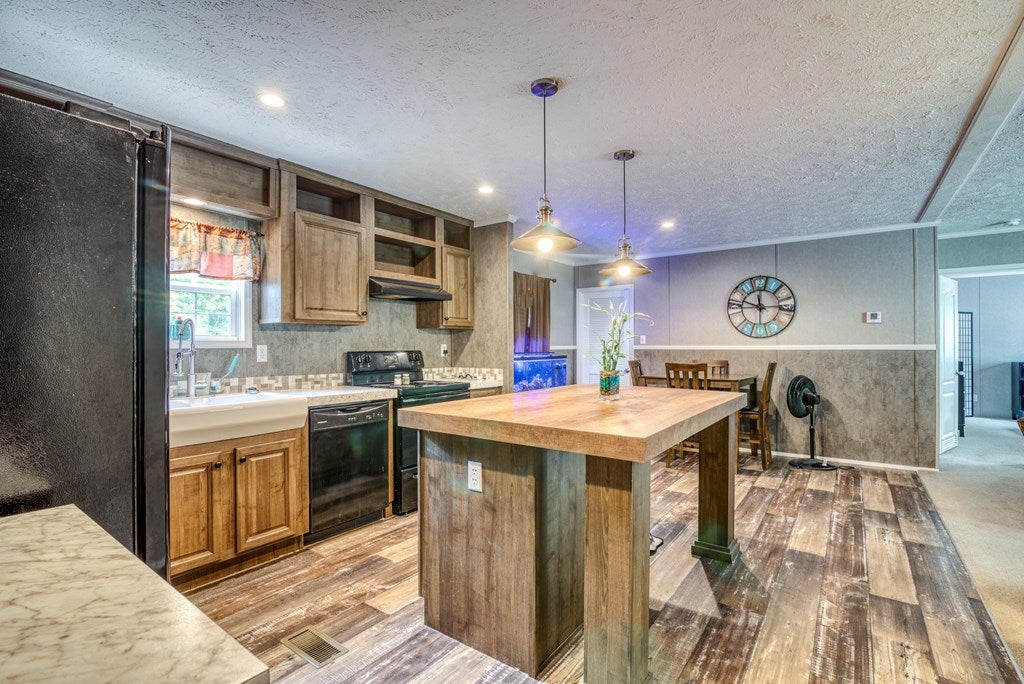19082 Morrison Road Meadowview, VA 24361 - Photo 3 of 14 Gallery Image 3