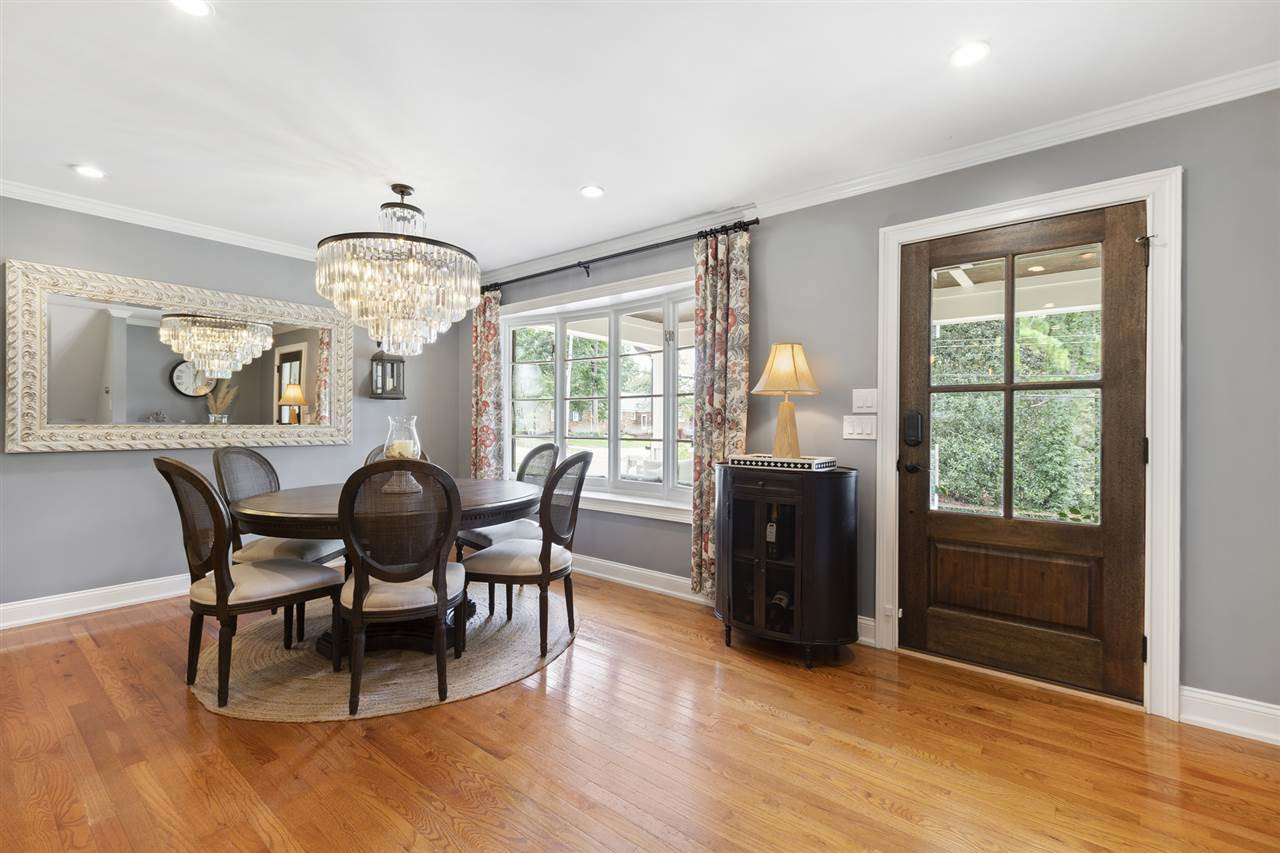 4607 Latimer Road Raleigh, NC 27609 - Photo 5 of 30 Photo 5