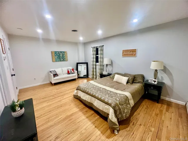 $499,000 | 14 R Dean Place, Middletown, NY 10940