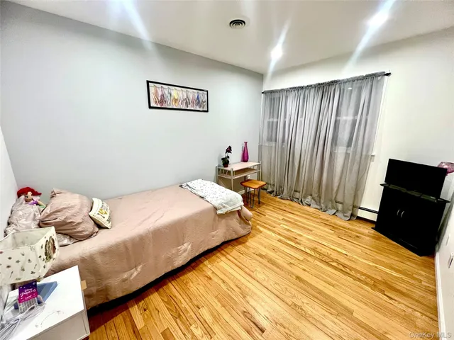 $499,000 | 14 R Dean Place, Middletown, NY 10940