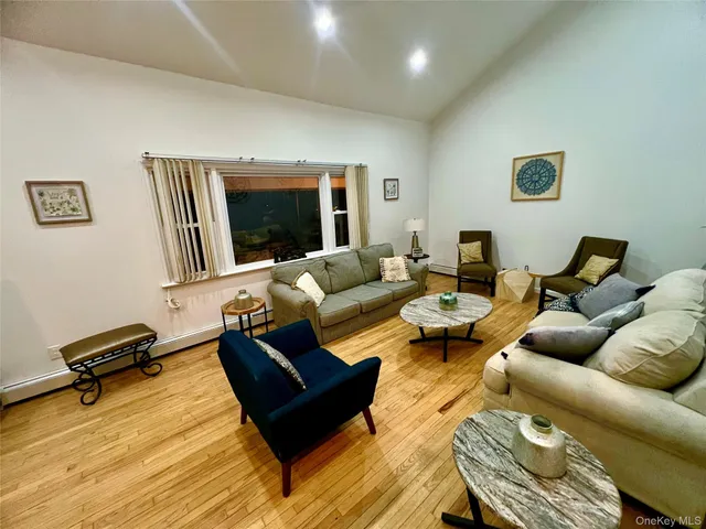 $499,000 | 14 R Dean Place, Middletown, NY 10940