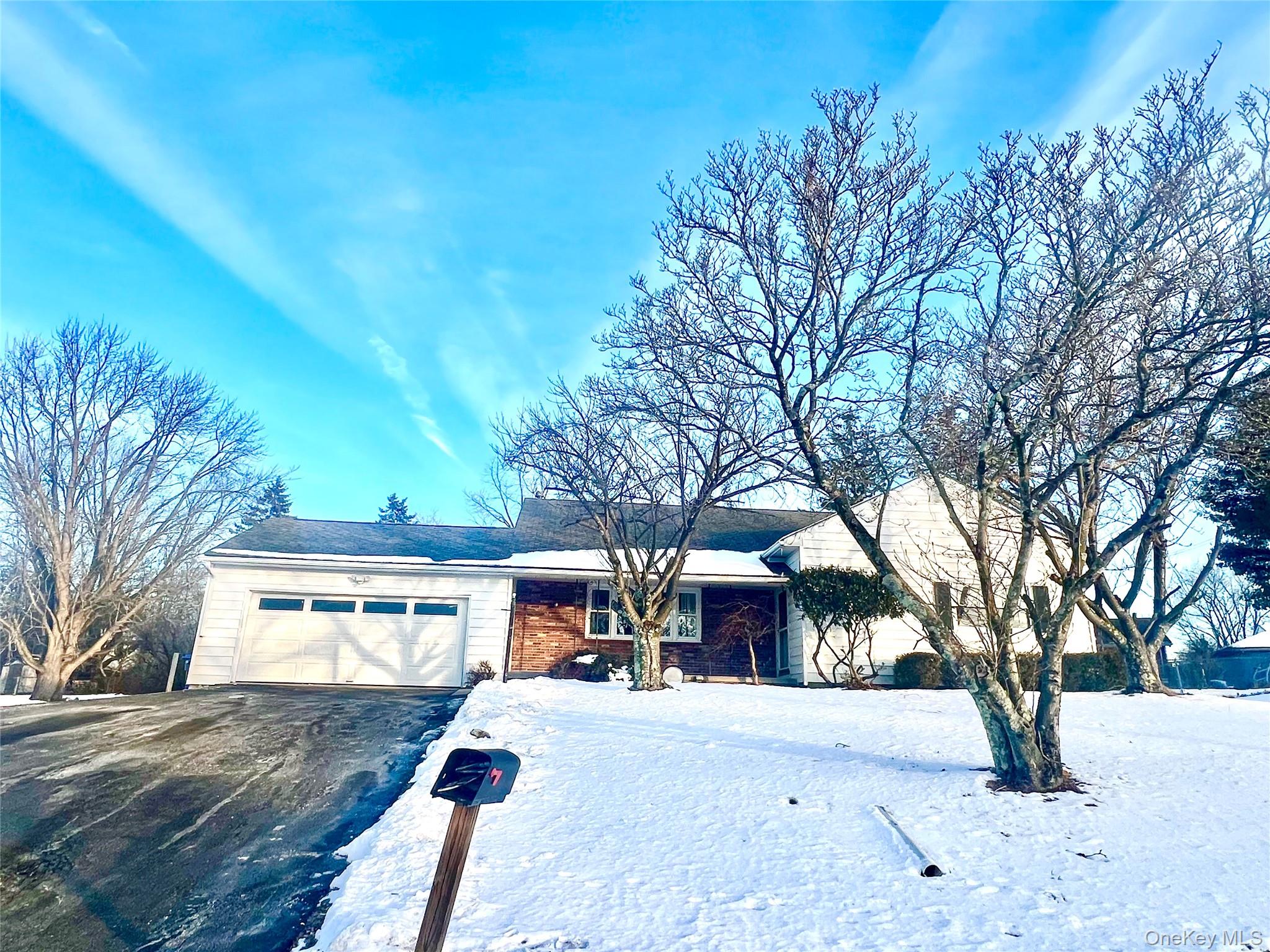 14 R Dean Place Middletown, NY 10940 - Photo 9 of 12