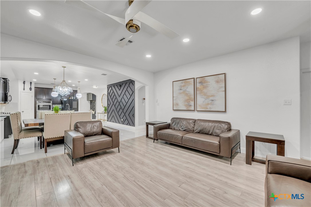 5577 Perdita Drive Belton, TX 76513 - Photo 11 of 25 a living room with furniture and a large window