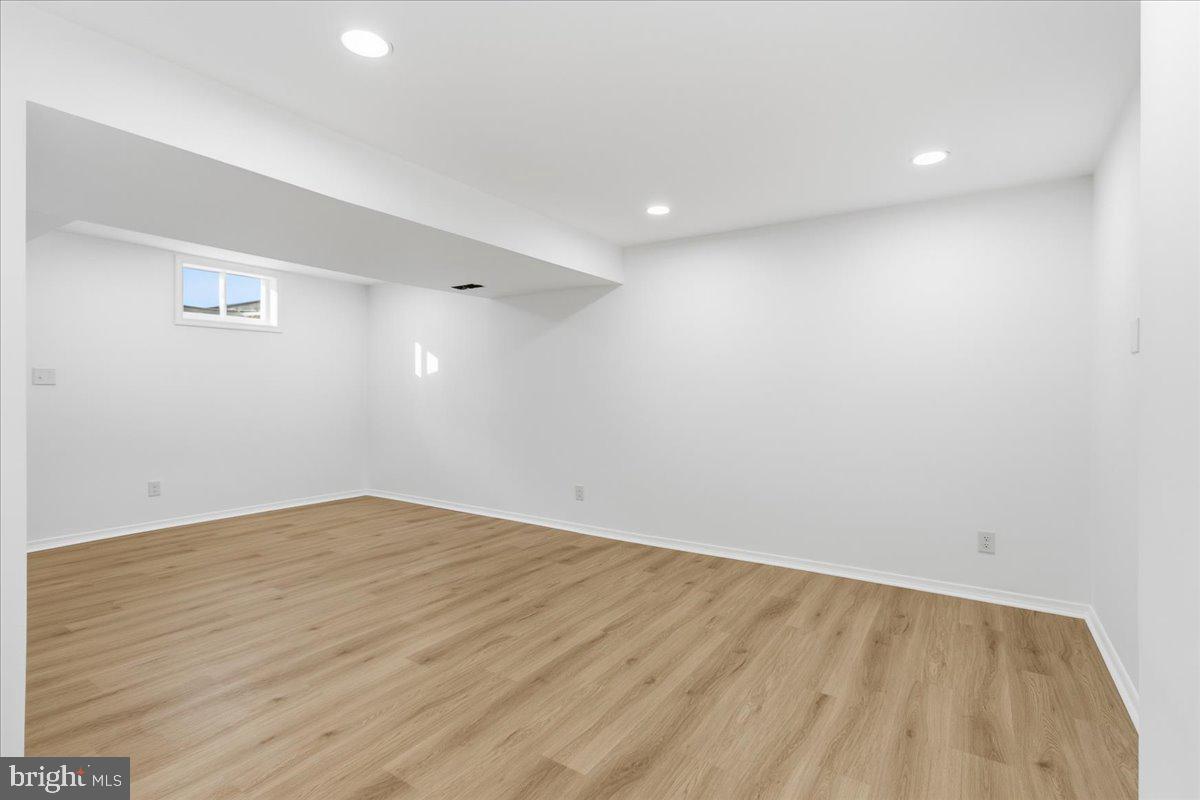 9409 Silver Fox Turn Clinton, MD 20735 - Photo 24 of 33 wooden floor in a room