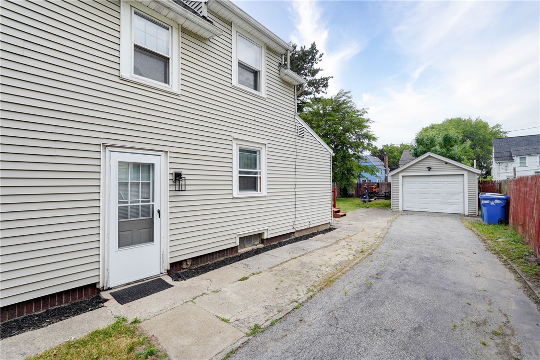 22 Ross Street Rochester, NY 14615 - Photo 23 of 24