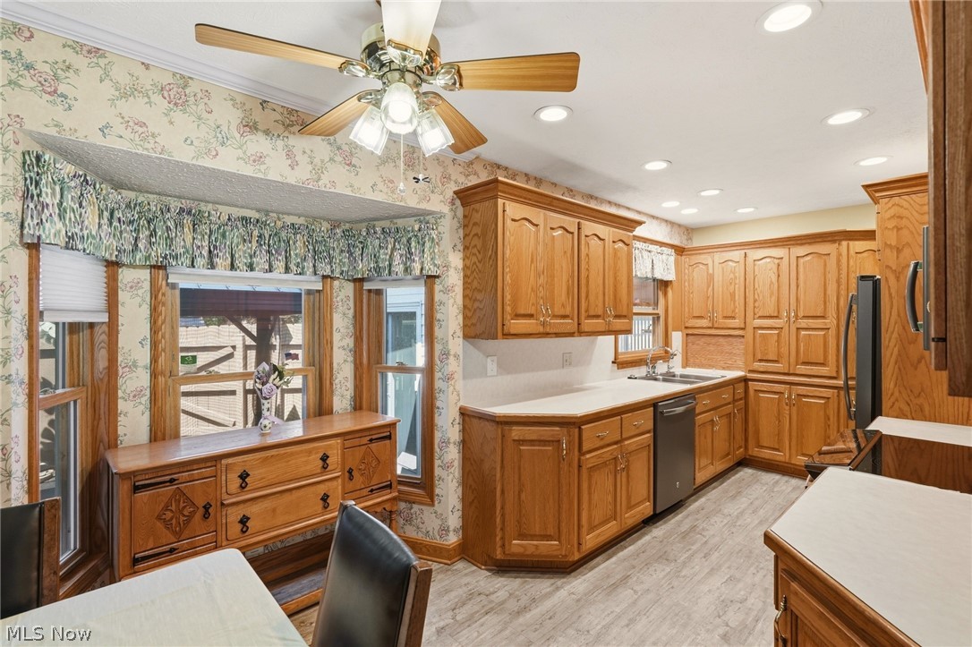 3230 Ethan Allen Road Barberton, OH 44203 - Photo 3 of 25