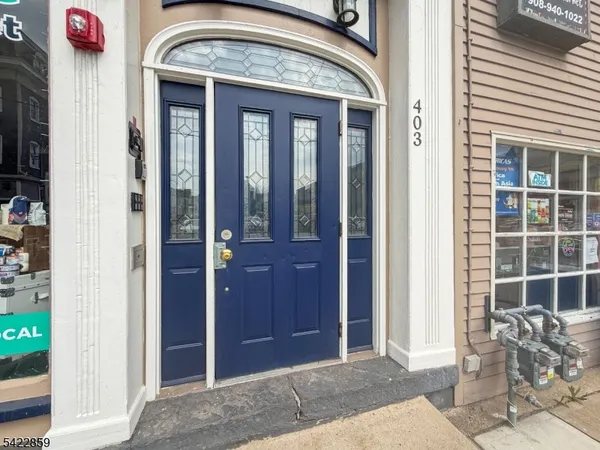 $2,095 | 403 South Main Street, Unit 201, Phillipsburg, NJ 08865