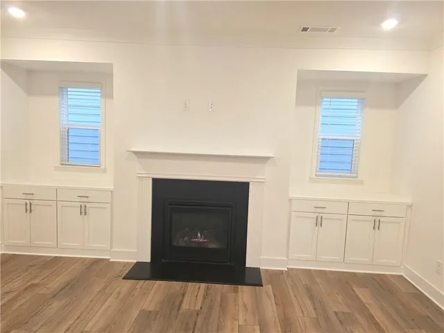 $3,500 | 221 Brownlee Road, Woodstock, GA 30188