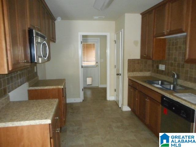 85 Clover Street Odenville, AL 35120 - Photo 5 of 9