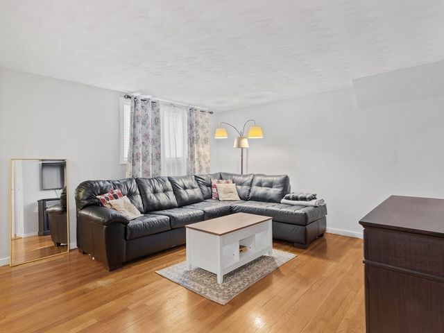 $287,900 | 28-30 Tappan Street, Unit 1, Melrose, MA 02176