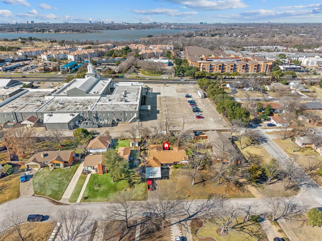 9223 San Fernando Way Dallas, TX 75218 - Photo 5 of 14