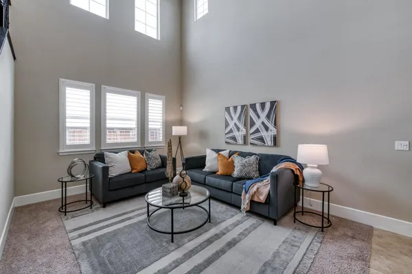 $685,000 | 1813 North Paddington Lane, Clovis, CA 93619