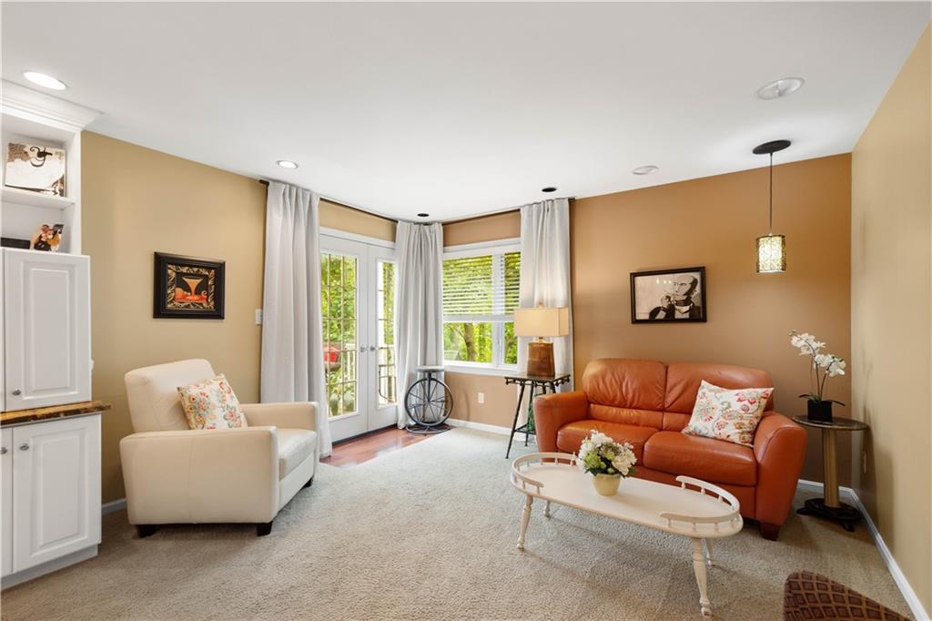 1580 Williamsburg Road Pittsburgh, PA 15243 - Photo 15 of 41 a living room with furniture and a large window