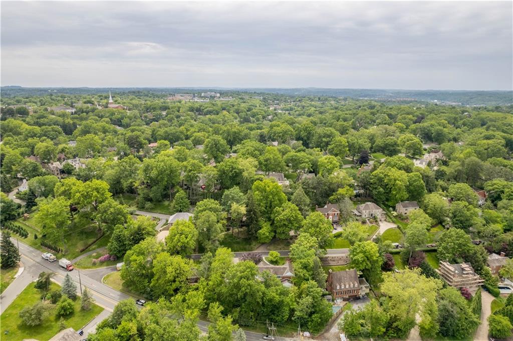 1580 Williamsburg Road Pittsburgh, PA 15243 - Photo 34 of 41 an aerial view of residential houses with outdoor space and trees