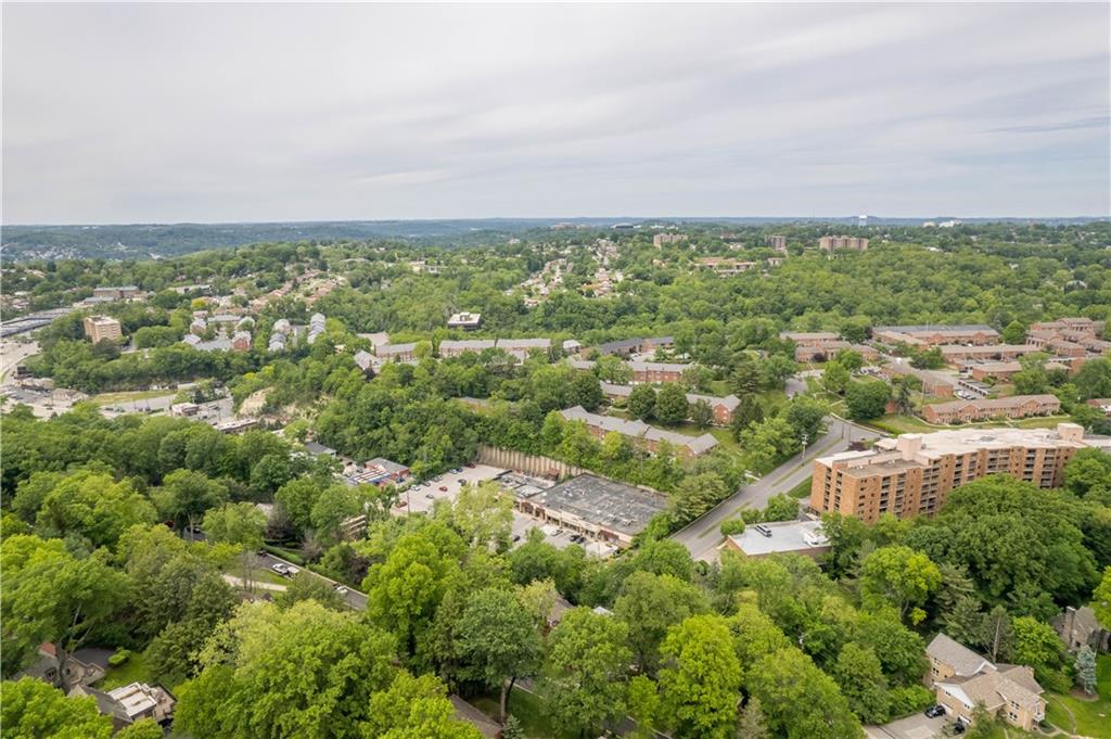 1580 Williamsburg Road Pittsburgh, PA 15243 - Photo 35 of 41 an aerial view of residential houses with outdoor space and trees