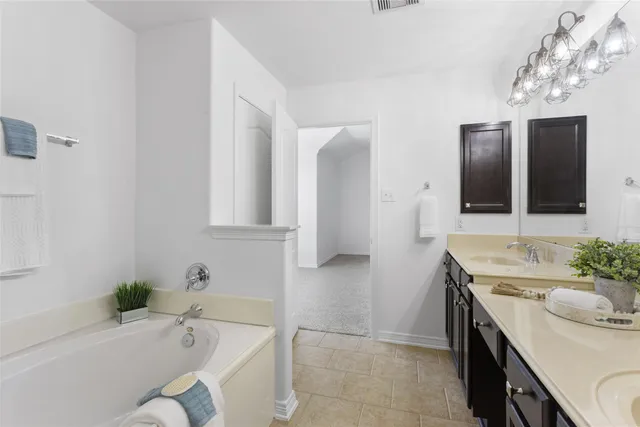 $285,000 | 2840 Sand Dune Drive Private, Seabrook, TX 77586