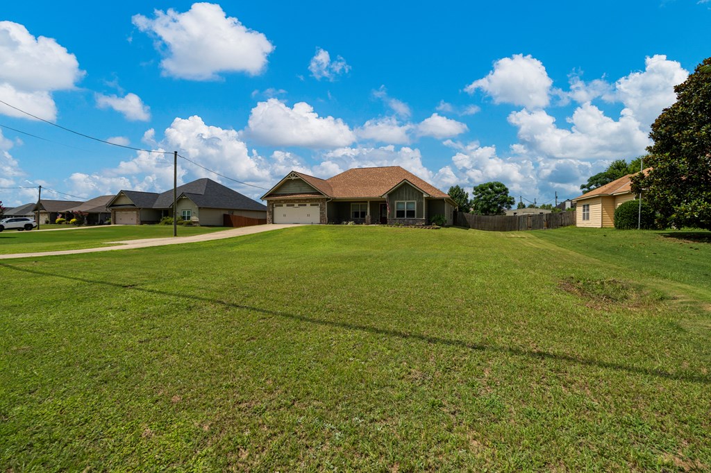154 Owens Road Fort Mitchell, AL 36856 - Photo 2 of 42 Gallery Image 2