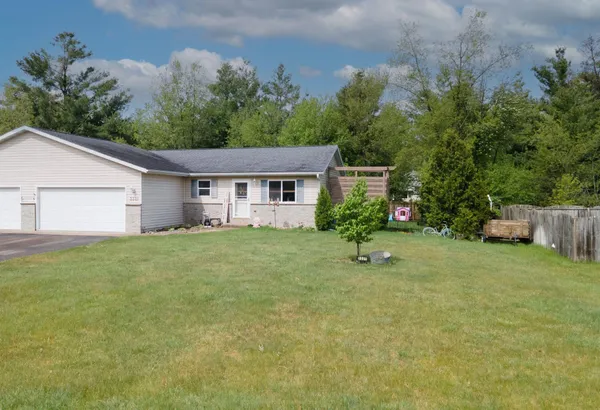 $282,900 | 3321 Rosewood Drive, Plover, WI 54467