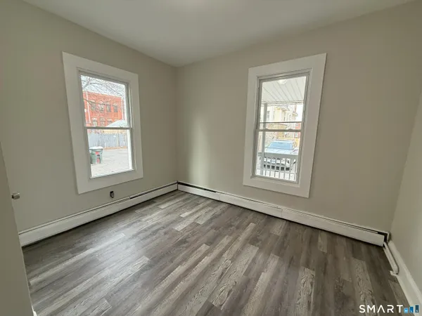 $2,350 | 111-1st Fl 111-1st, Bridgeport, CT 06607