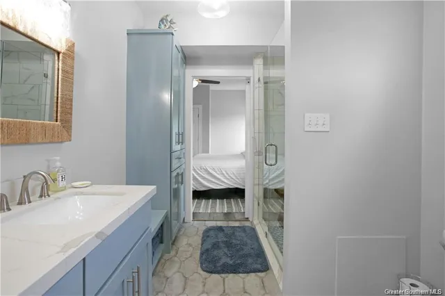 $995,000 | 145 West Harbor Drive, Lake Charles, LA 70607